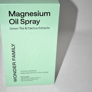 WONDER FAMILY Magnesium Oil Spray for Feet & Body, 8.45oz with 6 Magnesium Patch